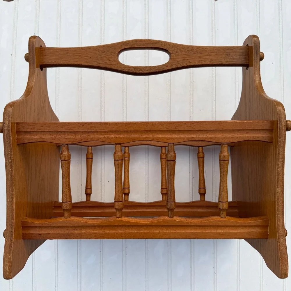 Vintage Wooden Magazine Rack Spindle Floor Holder Honey Oak Finish Handle
